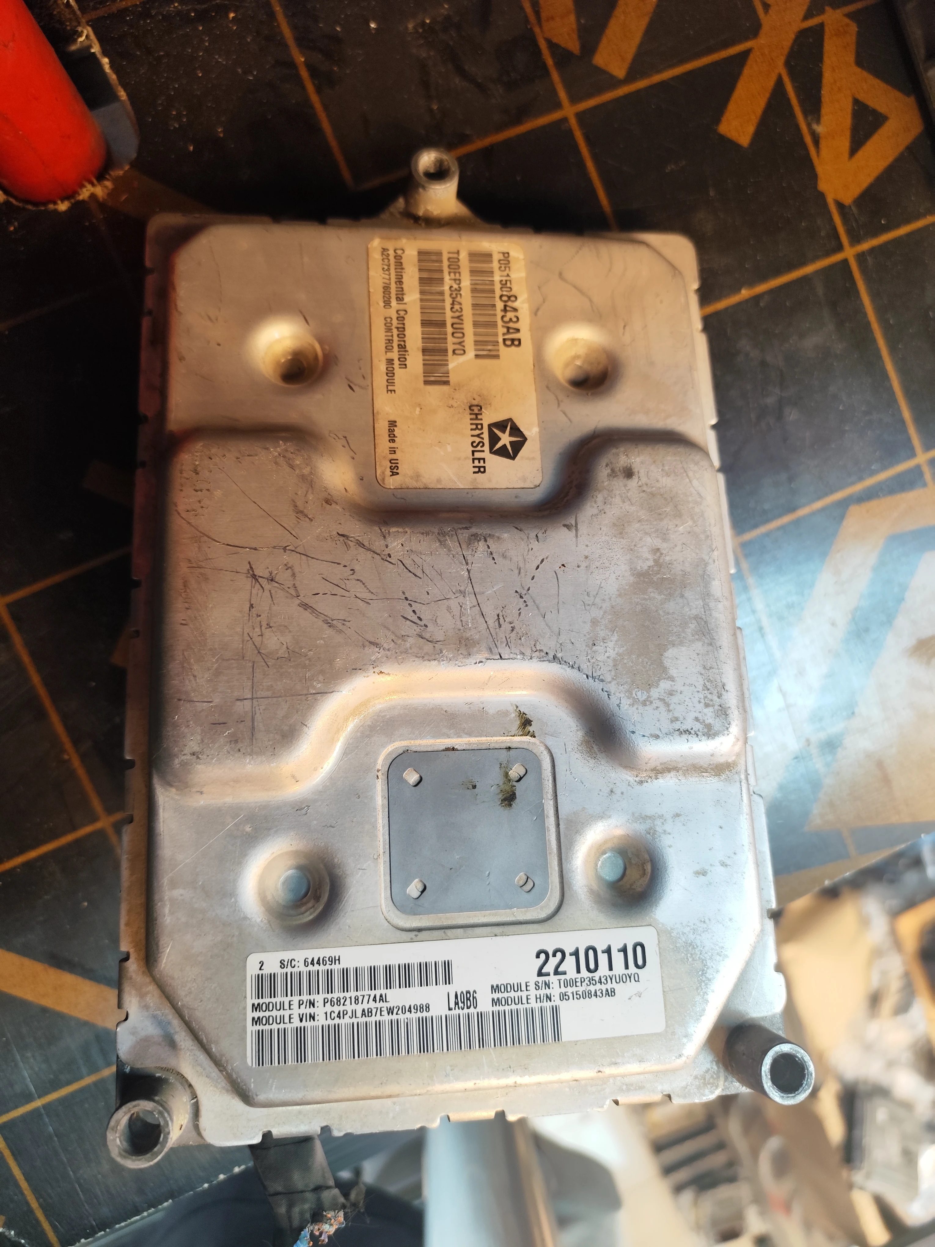 Chrysler ECU – Engine Control Units | P05150843AB | Continental A2C7377760200 | Genuine Used