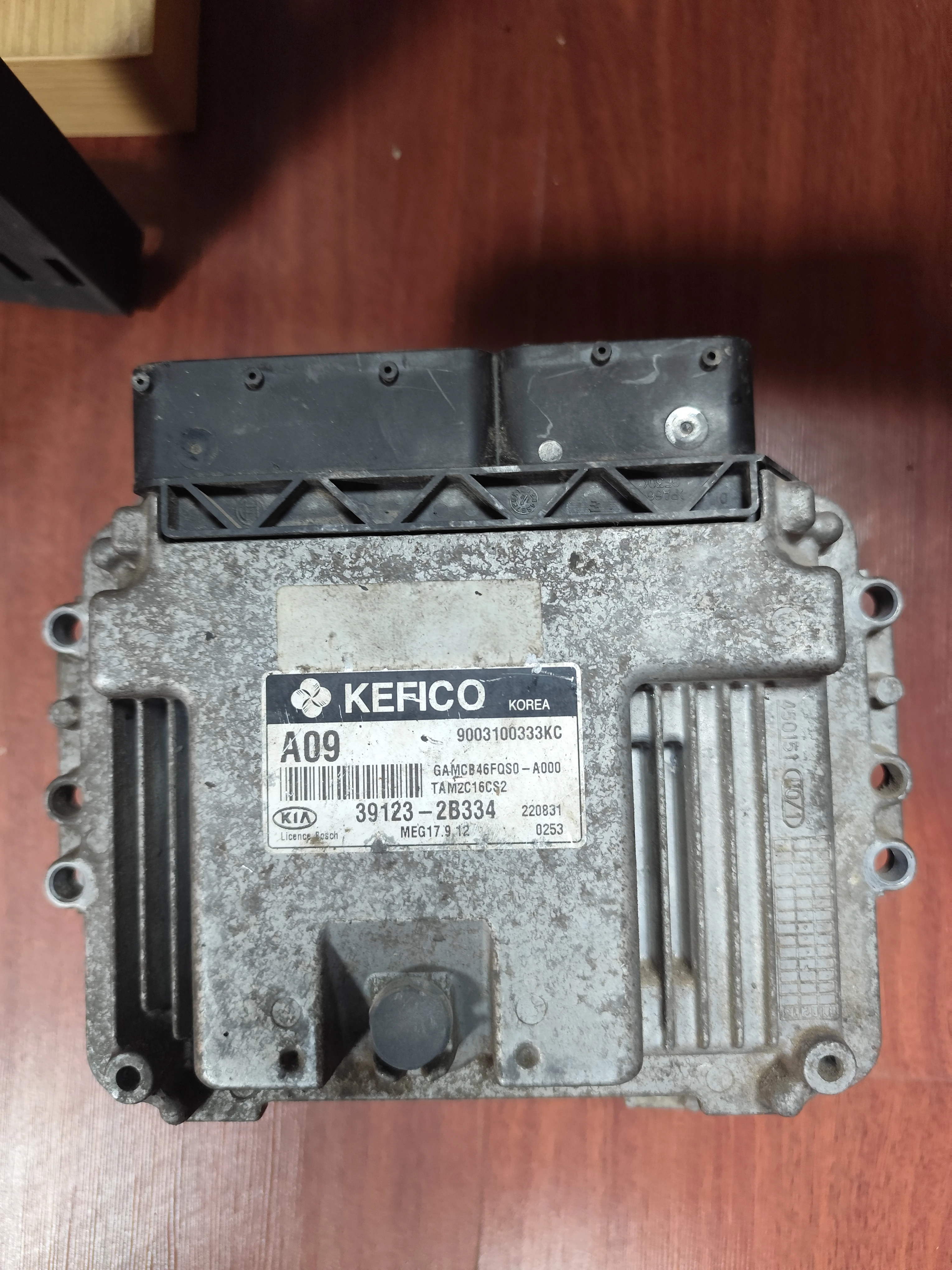Kia ECU Engine Control Units | 391232B334 | Kefico 9003100333KC | Genuine Used