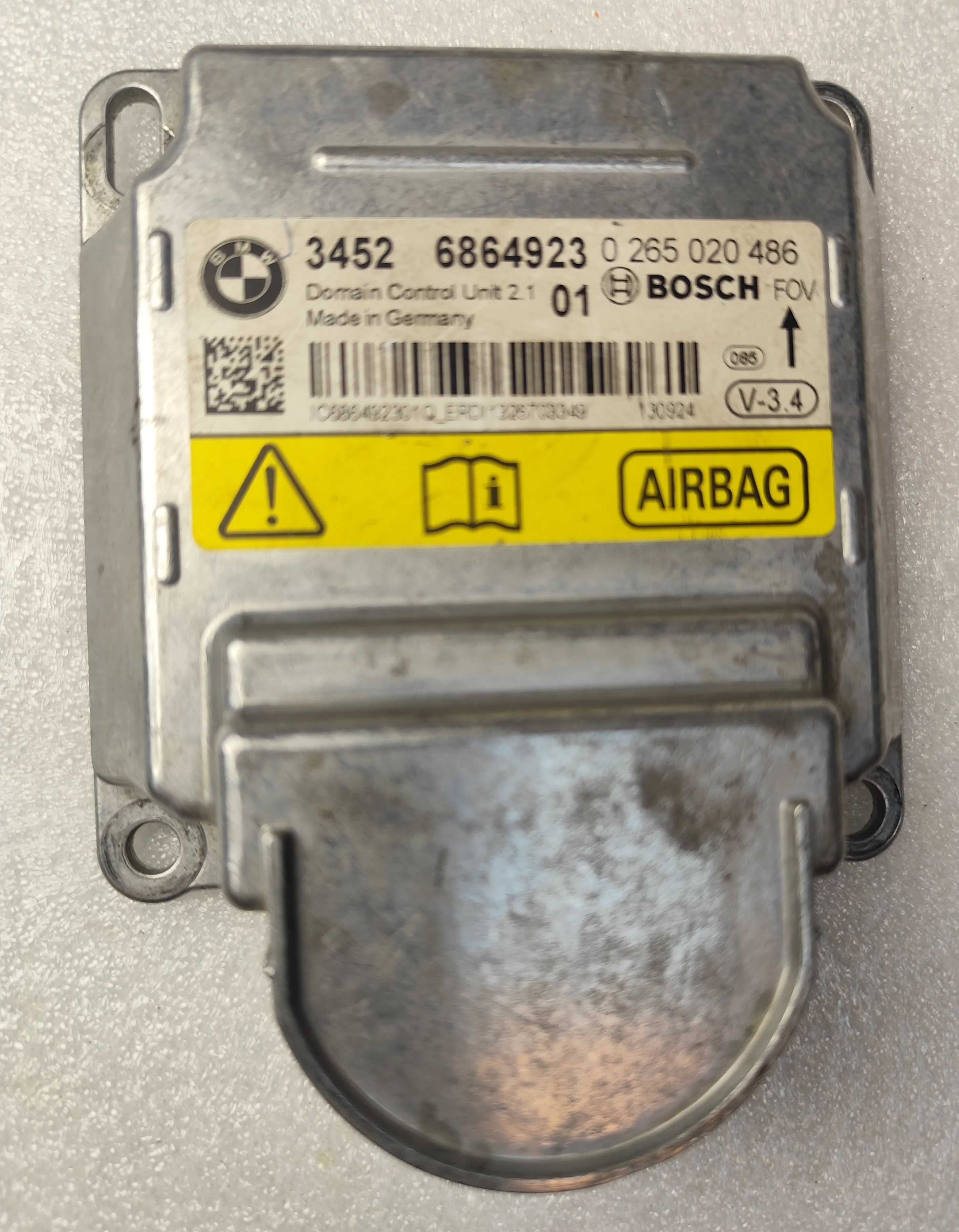 BMW 6864923