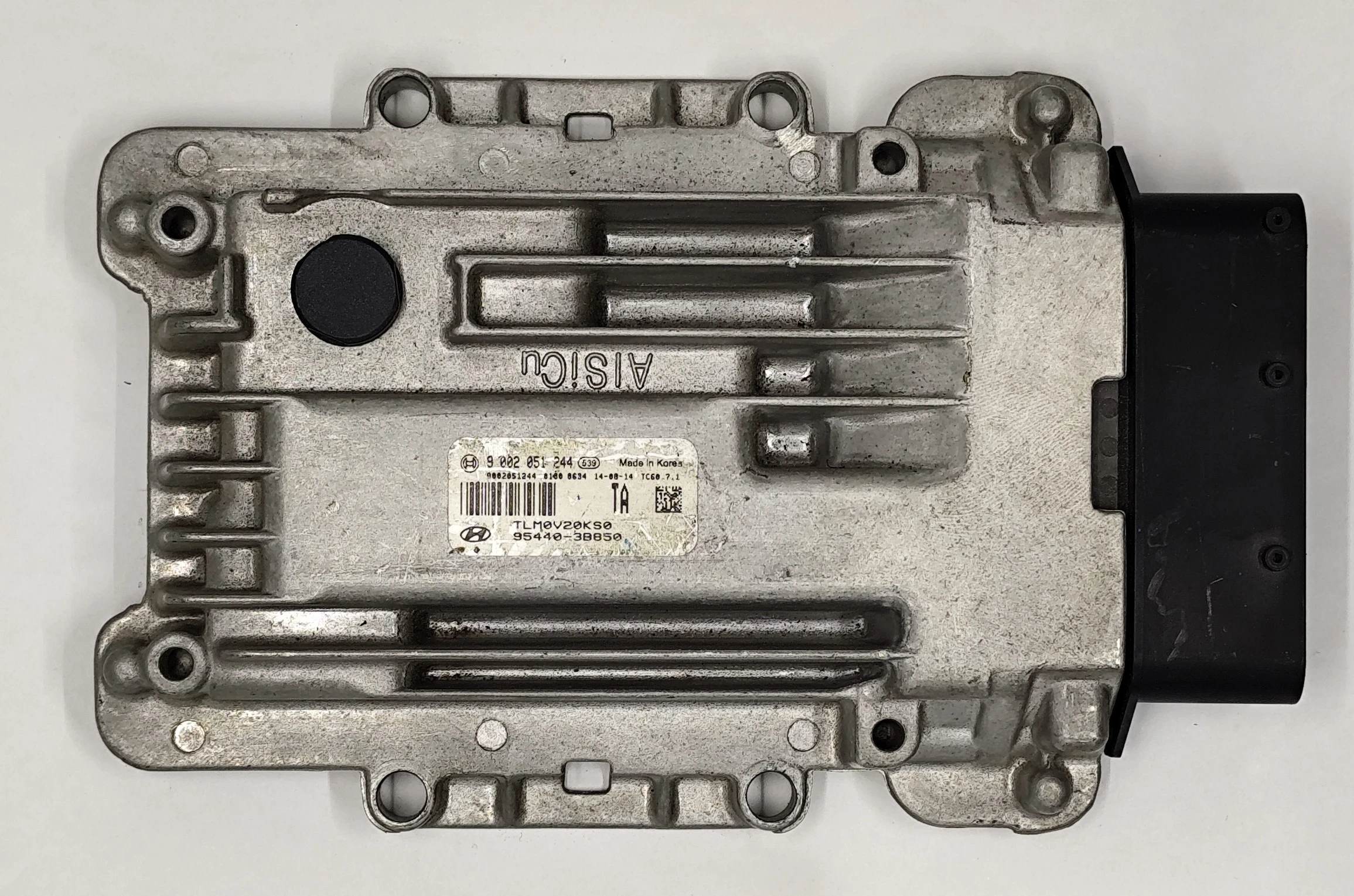 Hyundai ECU Engine Control Units | 954403B850 | Bosch 9882851244 | Genuine Used