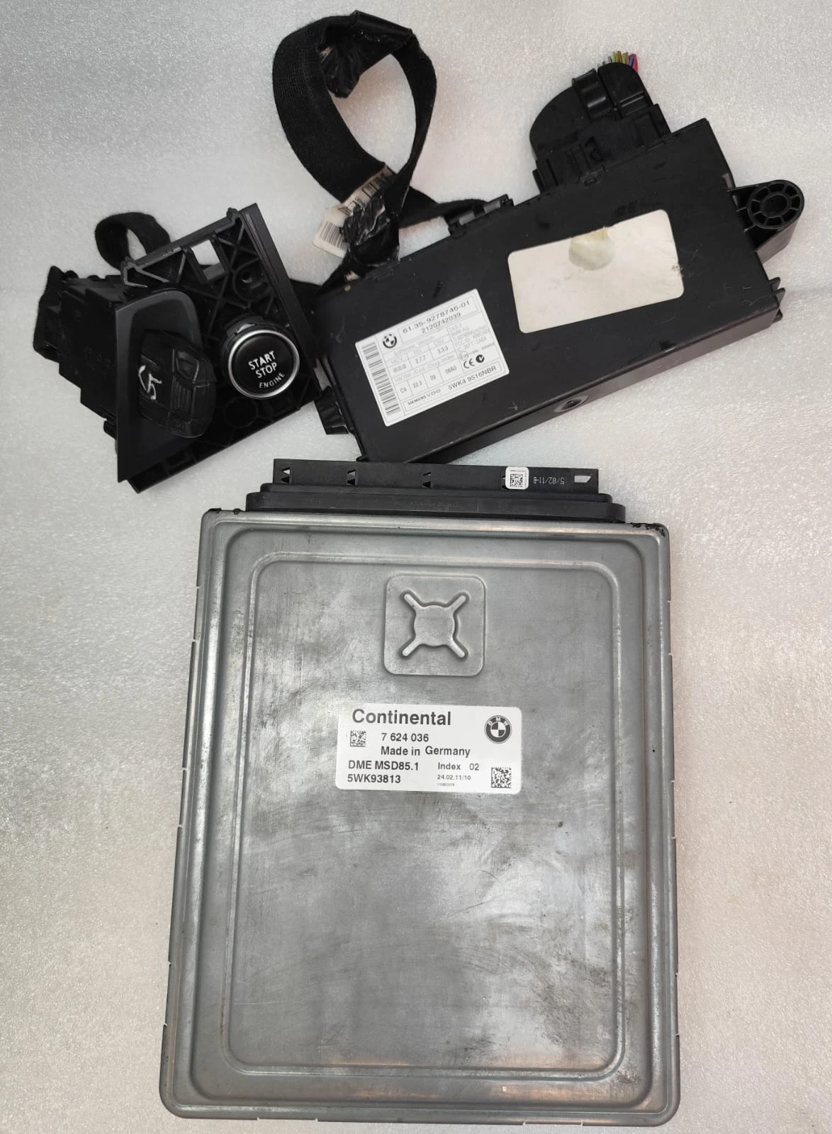 BMW E71 X6 Engine Control Unit (ECU) SET 7624036