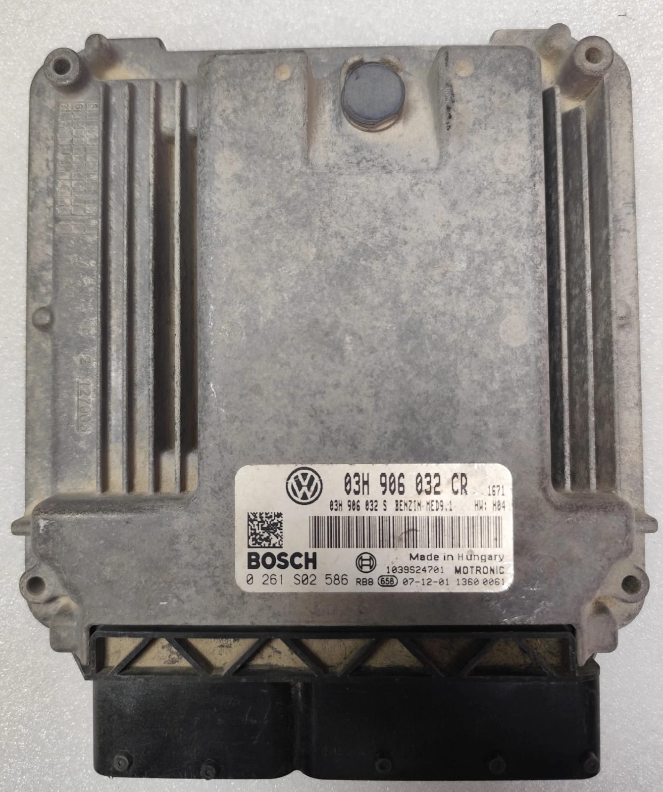 Volkswagen ECU – Engine Control Units | 03H906032CR | Bosch 0261S02586 | Genuine Used