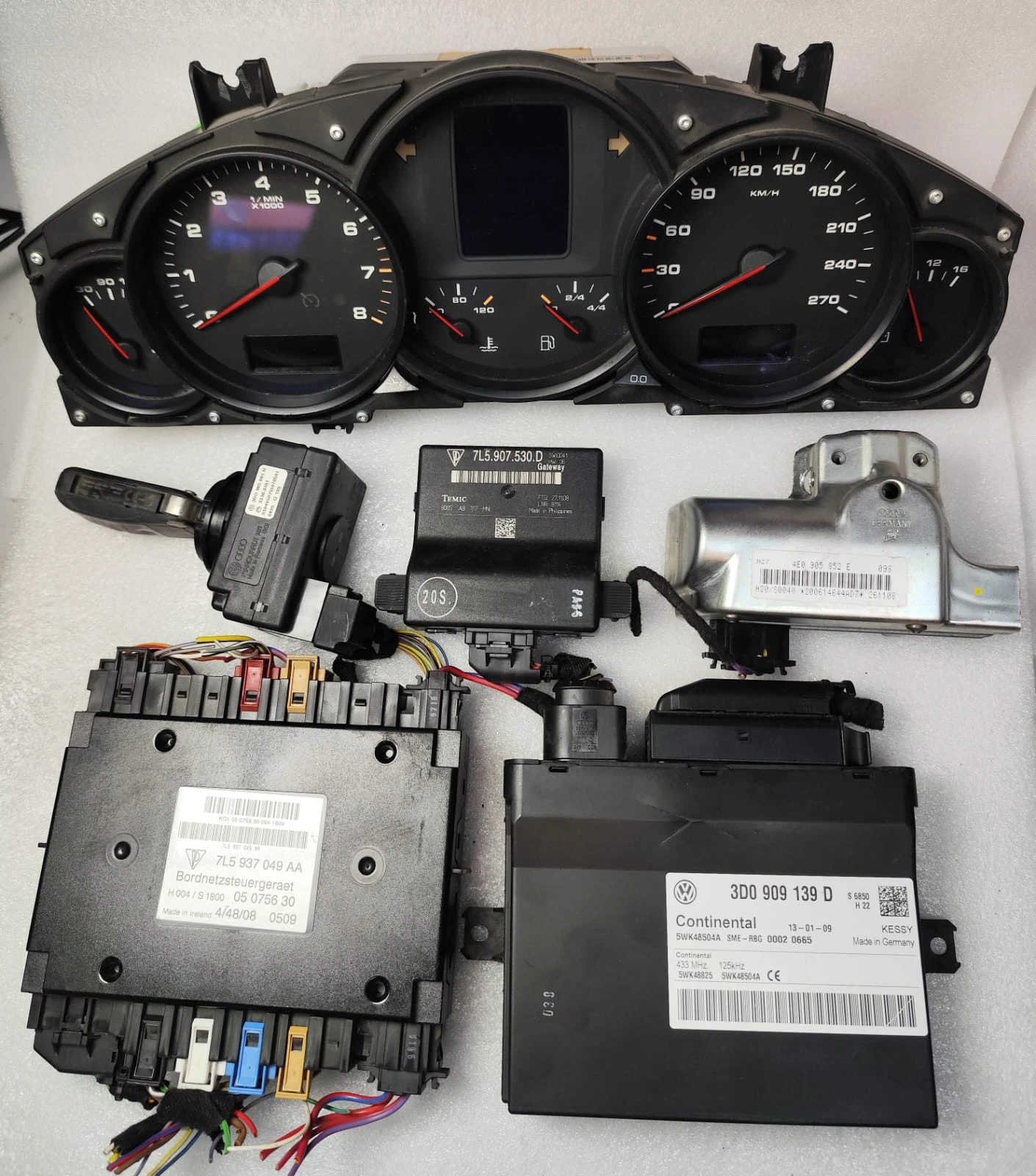 Porsche Cayenne complete immobilizer set for a first-generation - SET 3D0909139D