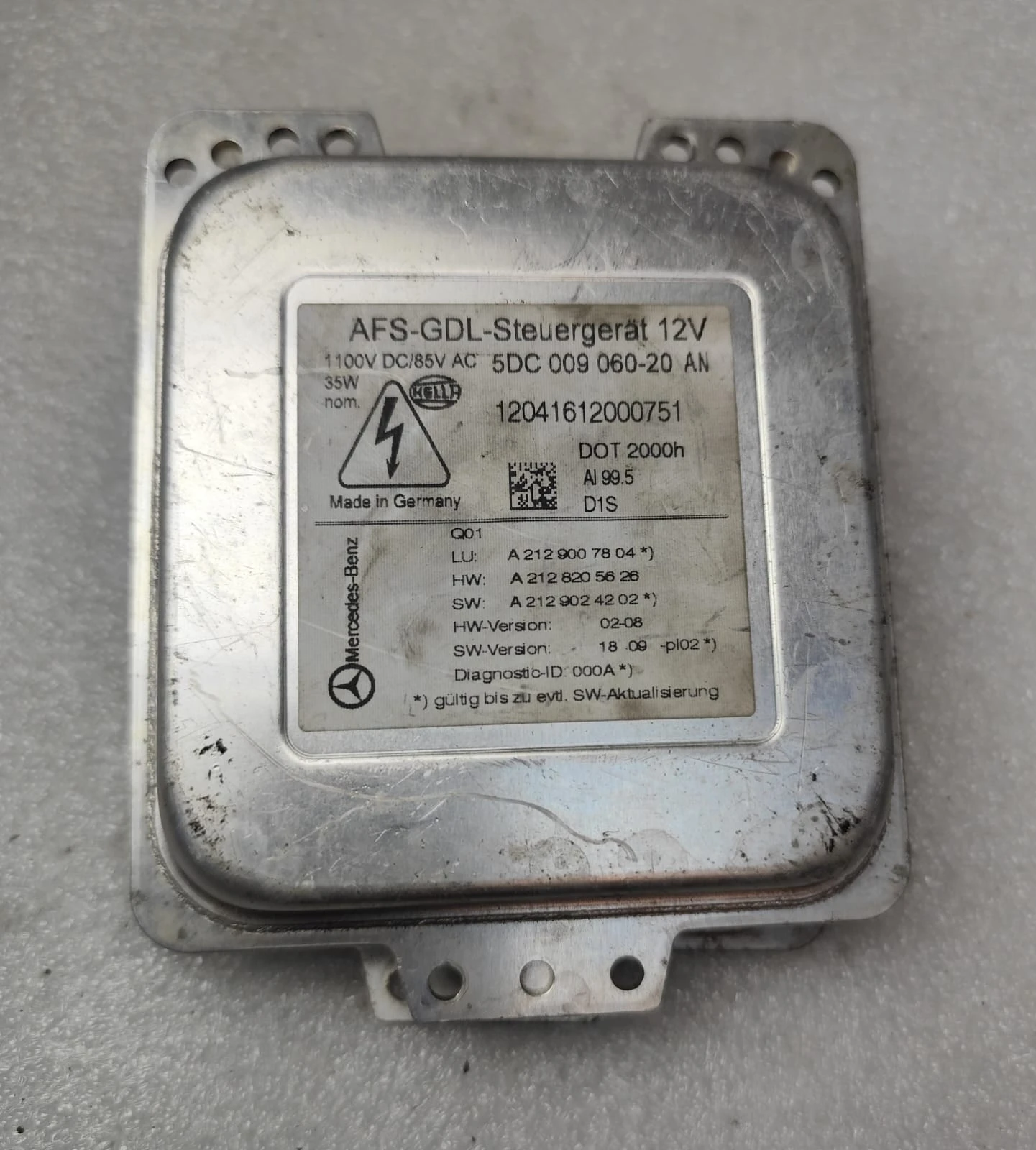 Mercedes-Benz A2129007804