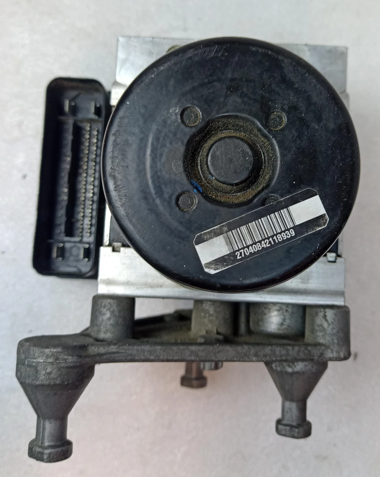 Mercedes-Benz ABS pump control module A1729014000