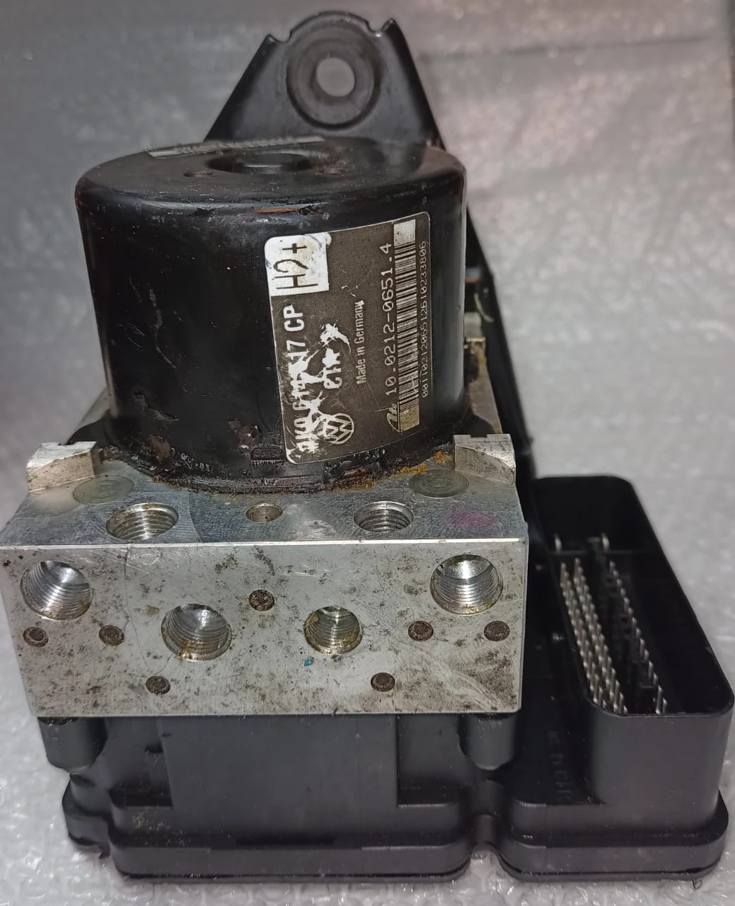 Volkswagen ATE ABS controller module 1K0907379BE