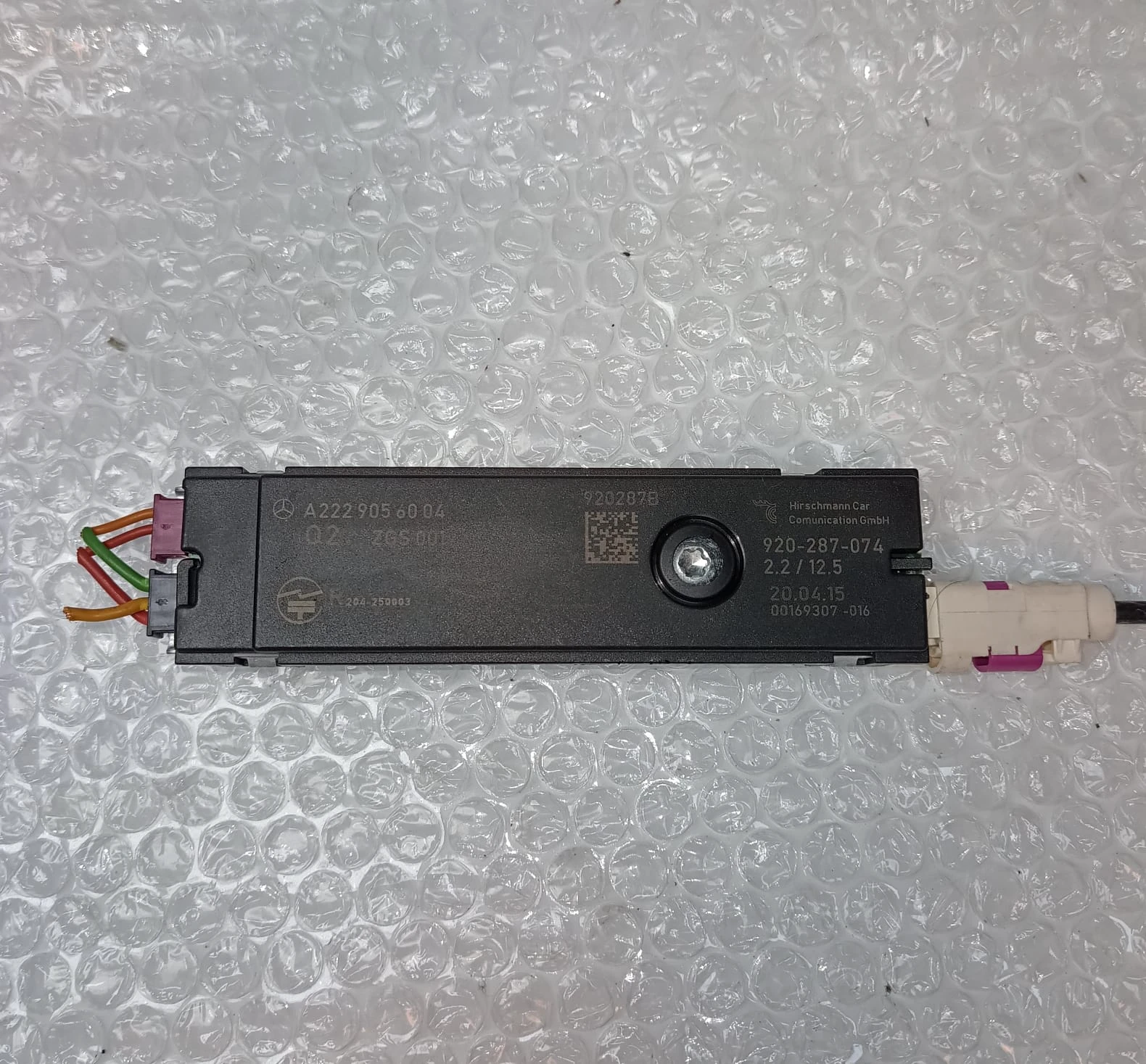 Mercedes-Benz ANTENNA BOOSTER A2229056004