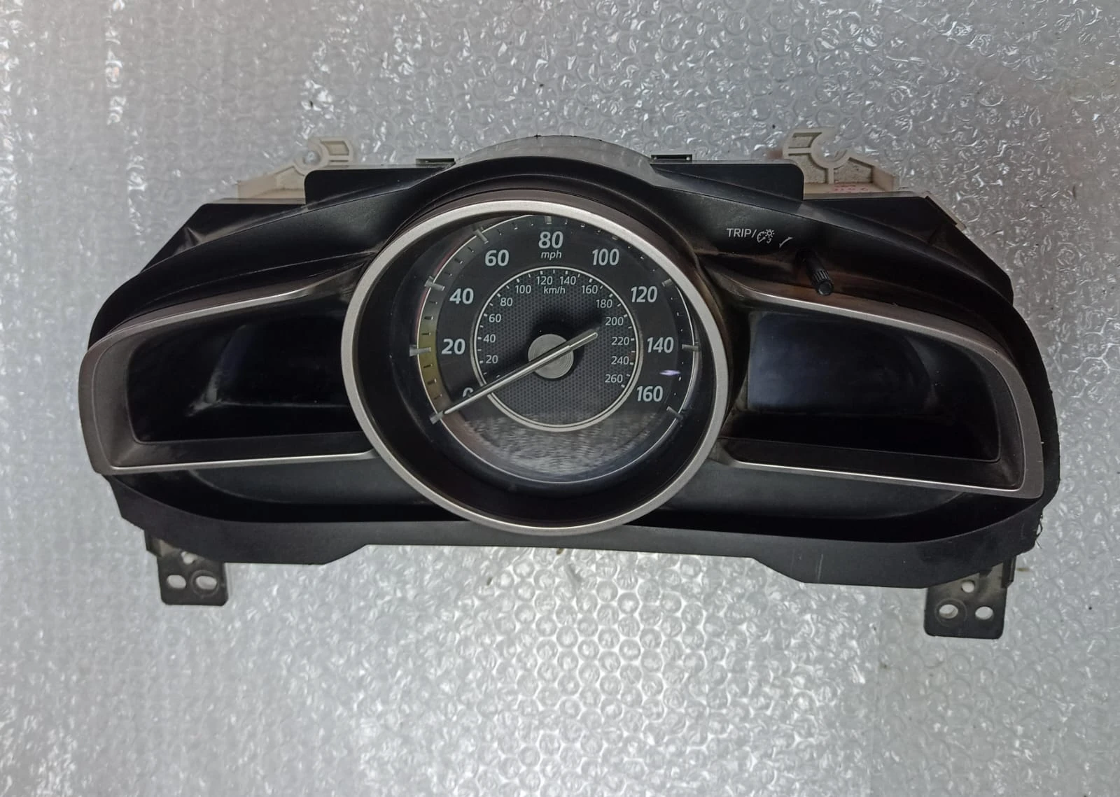 Mazda Speedmeter & Gages BJS755430