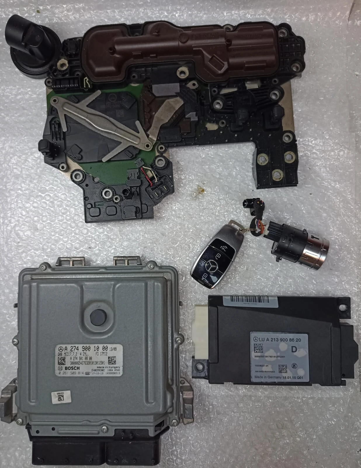 Mercedes-Benz FBS4 immobilizer security kit SET --> ECU+IMMO+TCM+2KEY A2749001000SET