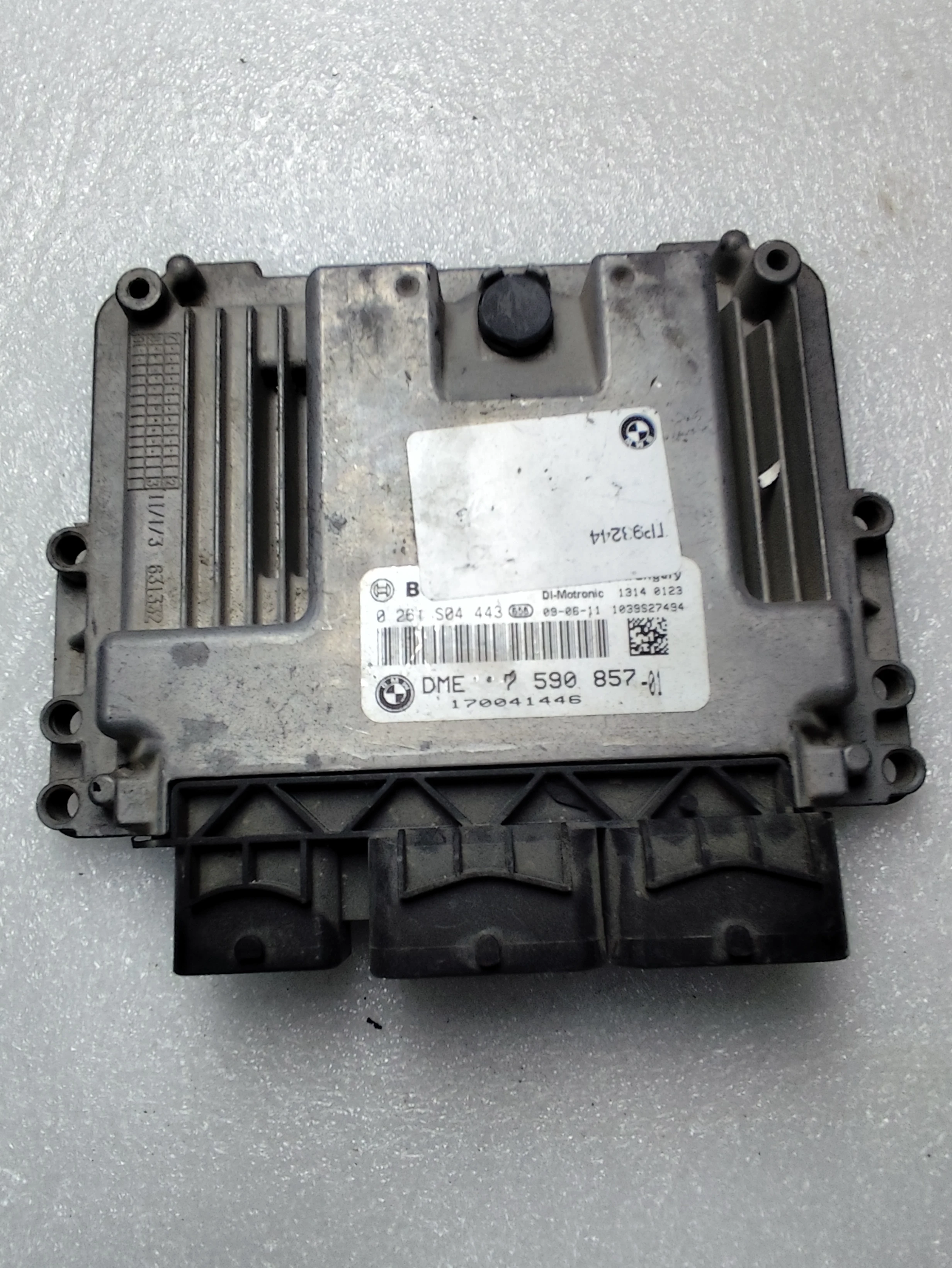 BMW ECU – Engine Control Units | 7590857 | Bosch 0261S04443 | Genuine Used