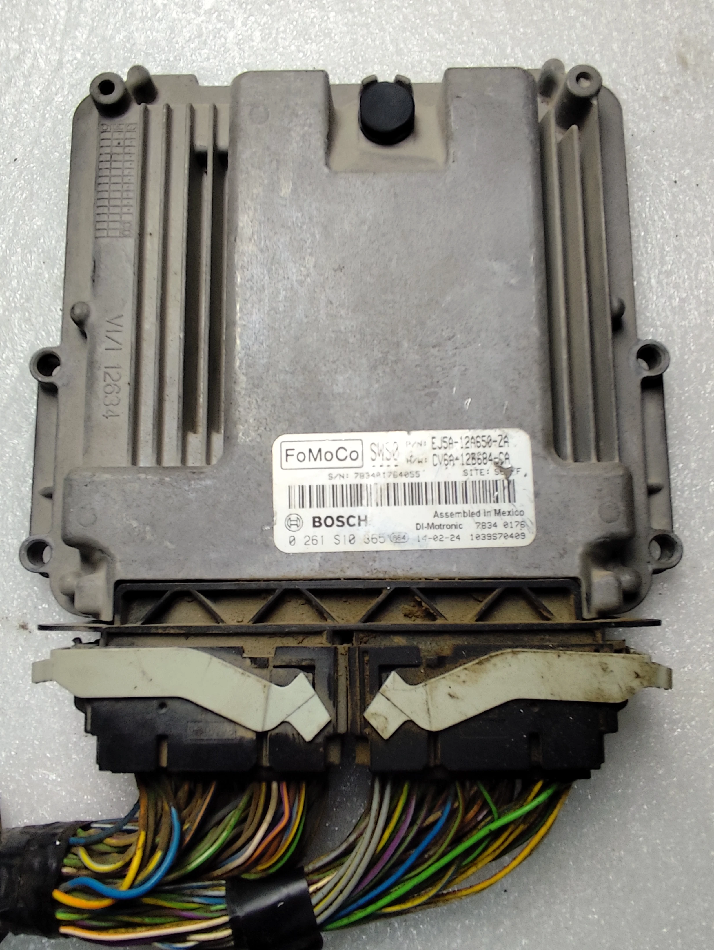 Ford ECU – Engine Control Units | EJ5A12A650ZA | Bosch 0261S10365 | Genuine Used