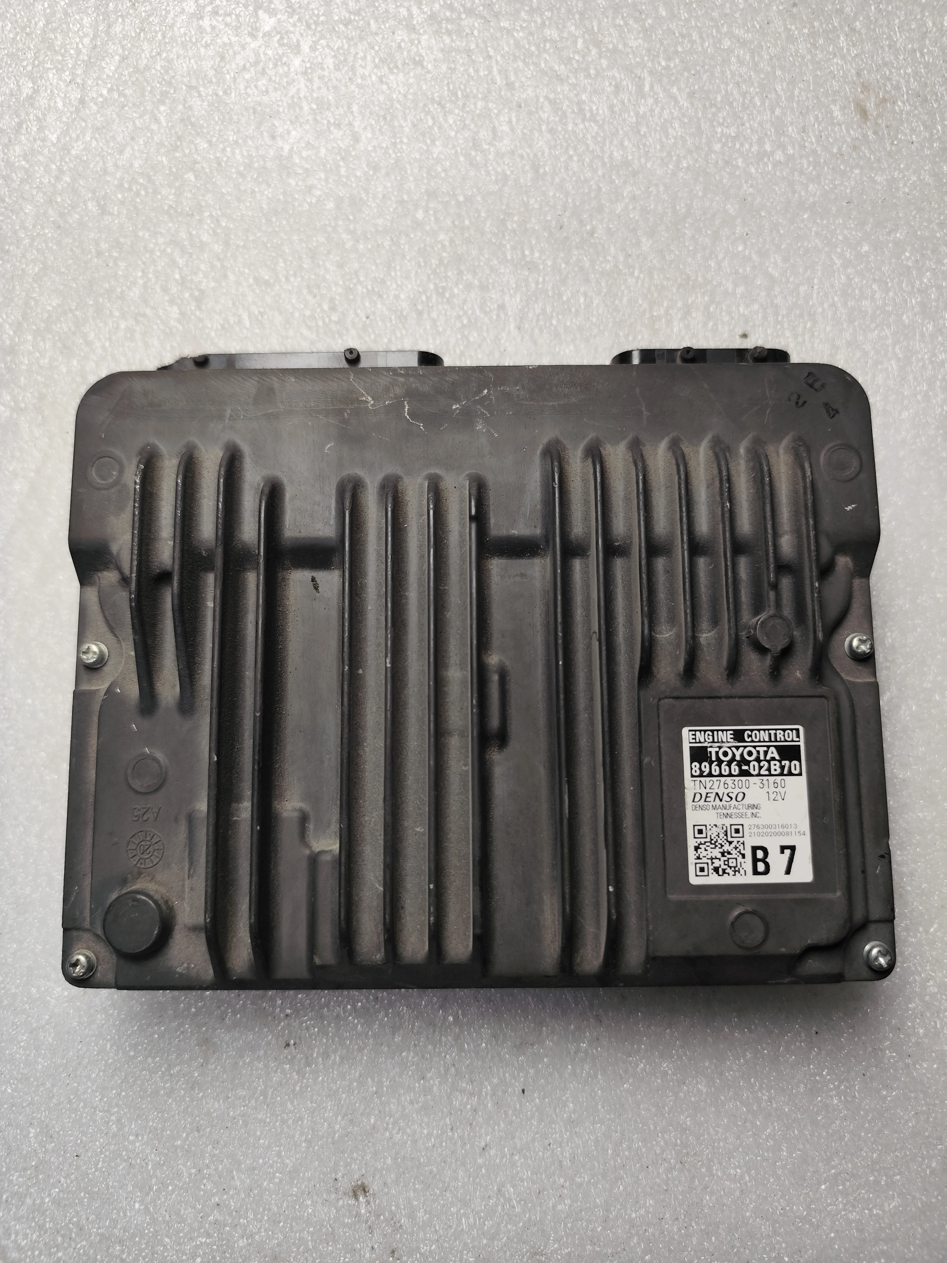 Toyota ECU – Engine Control Units | 8966602B70 | Denso TN2763003160 | Genuine Used