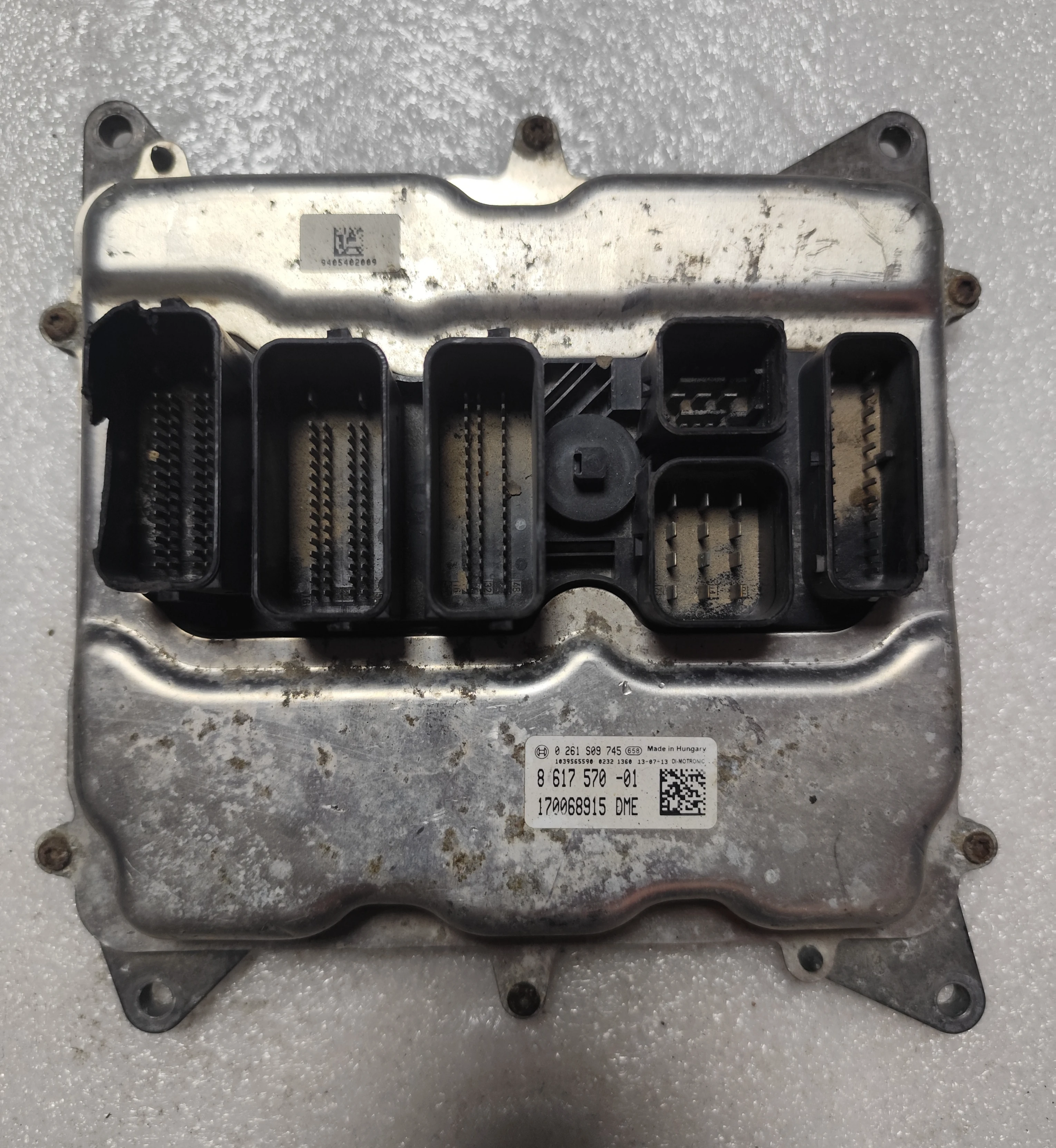 BMW ECU – Engine Control Units | 861757001 | Bosch 0261S09745 | Genuine Used