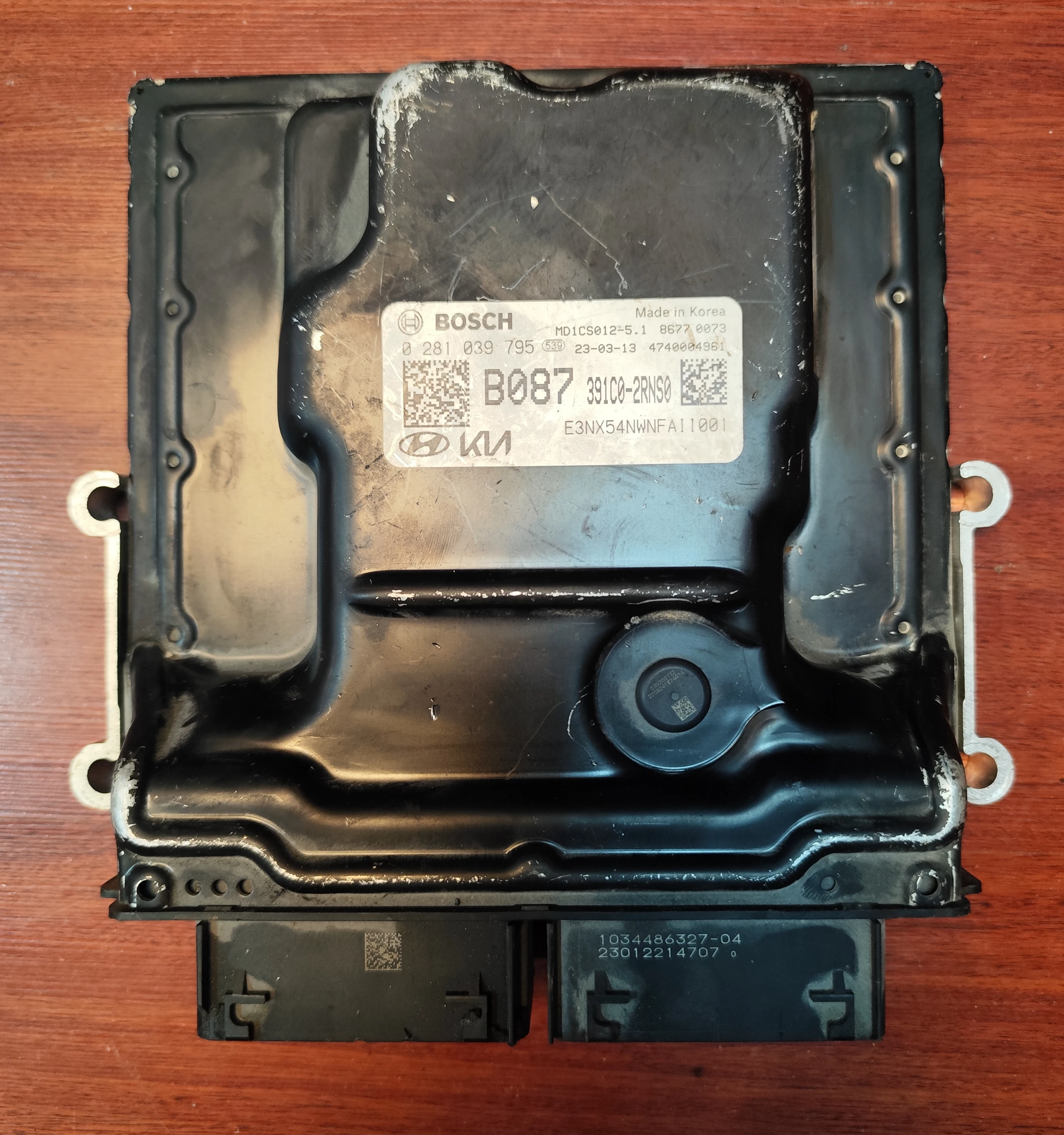 Hyundai-Kia ECU – Engine Control Units | 391C02RNS0 | Bosch 0281039795 | Genuine Used