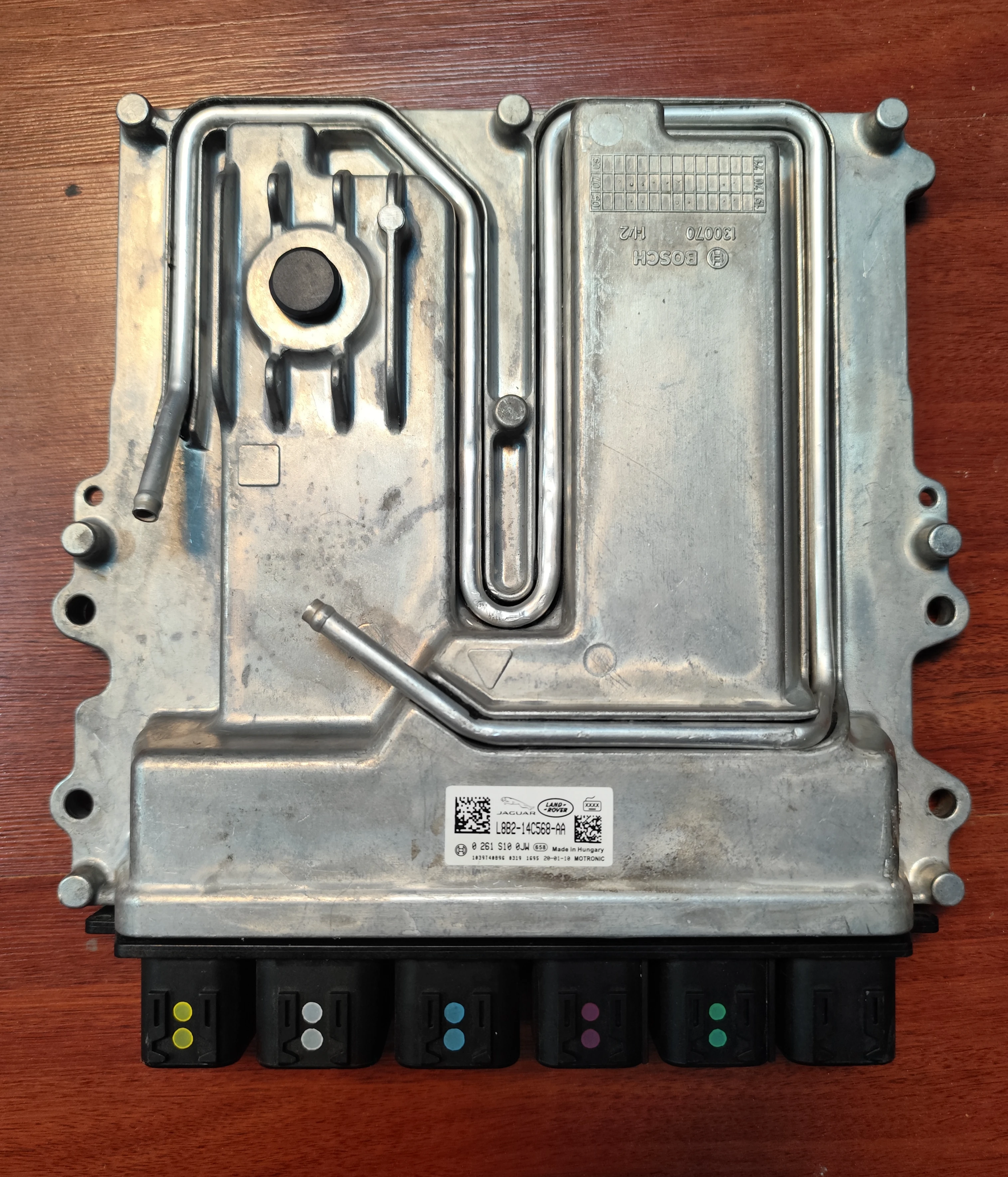 Jaguar Land Rover ECU – Engine Control Units | L8B214C568AA | Bosch 0261S100JW | Genuine Used