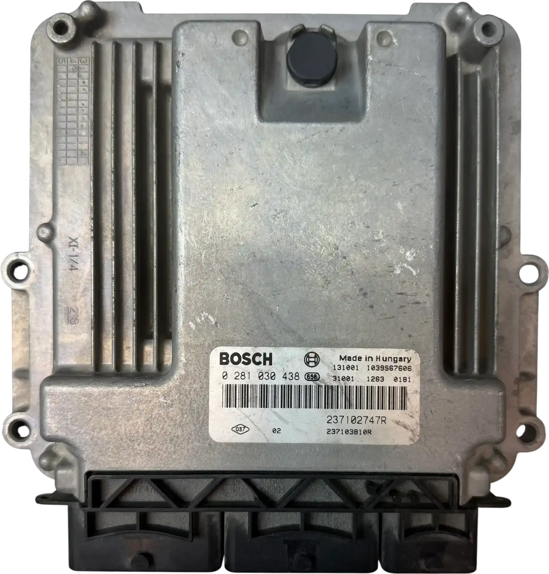 Renault ECU Engine Control Units | 237102747R | Bosch 0281030438 | Genuine Used
