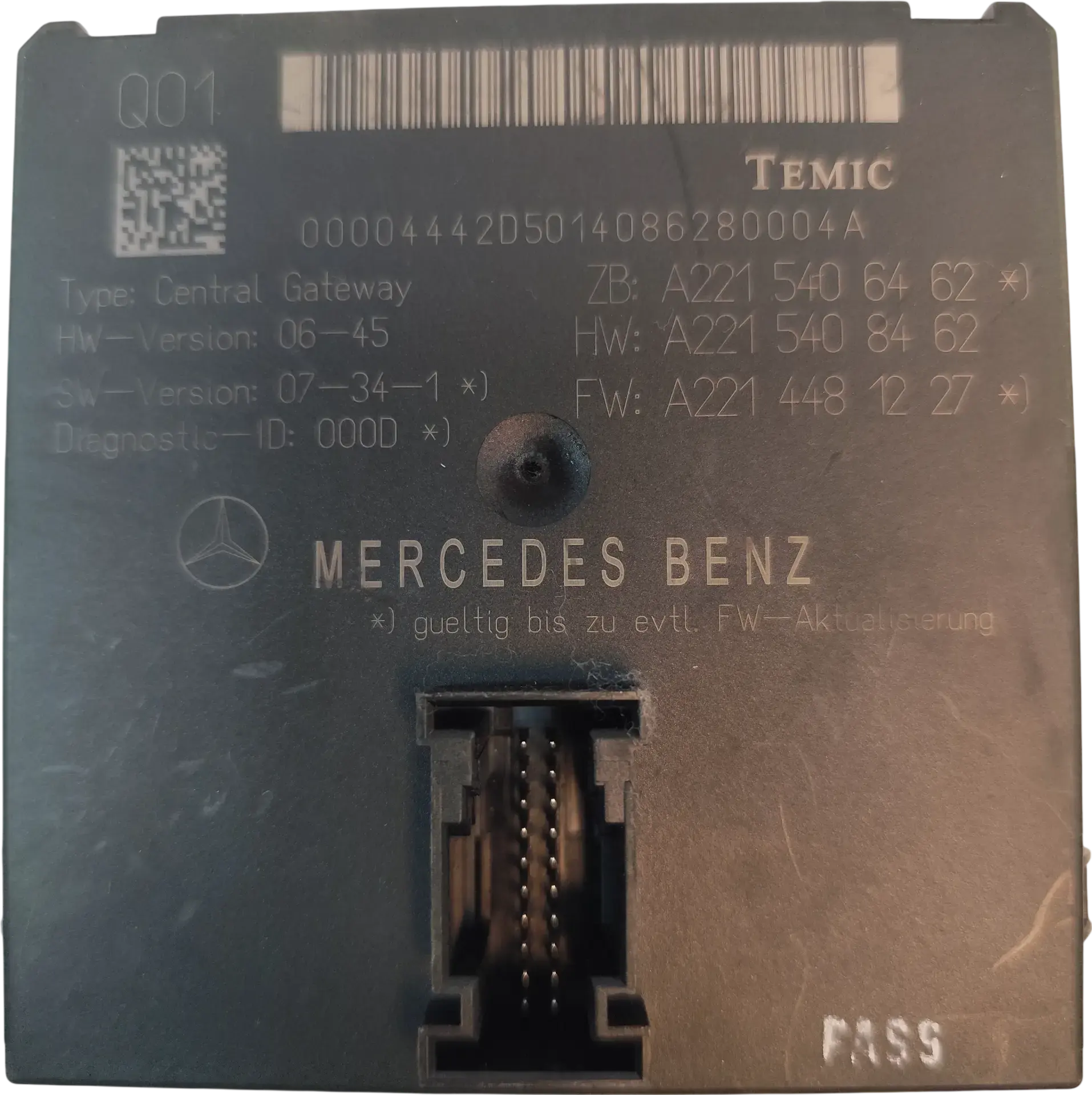 Mercedes-Benz A2215406462