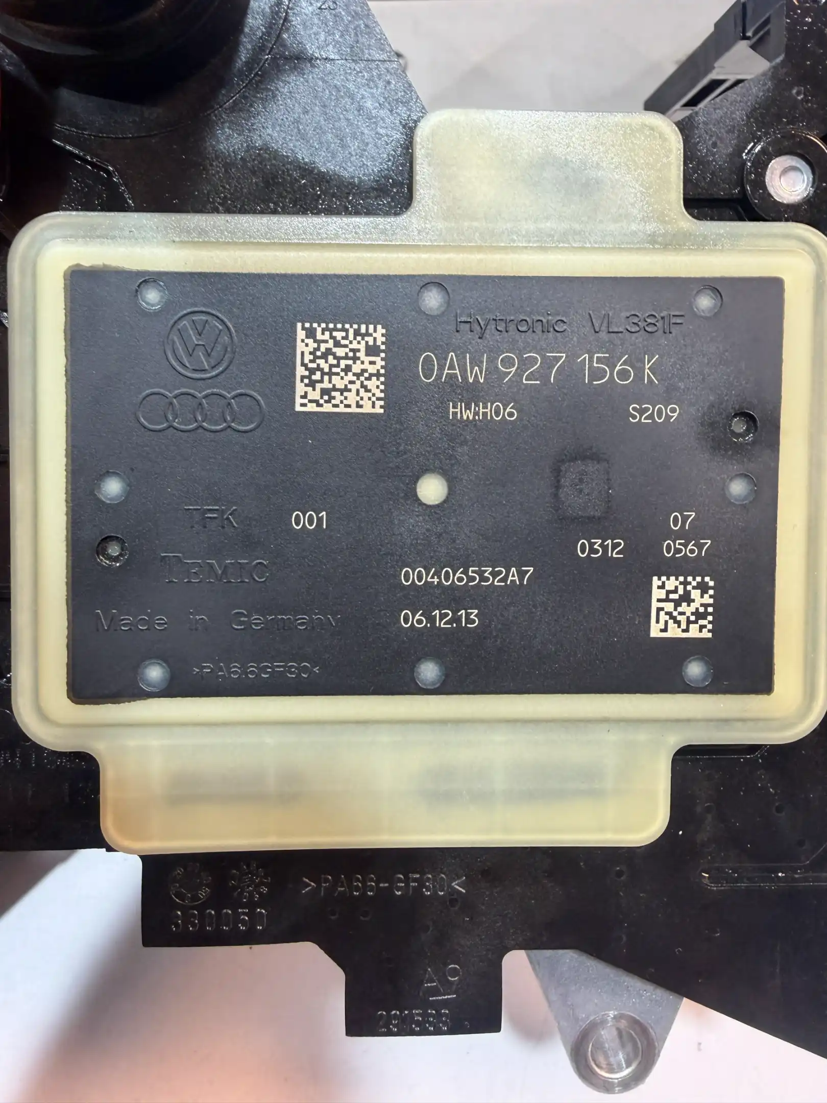 Audi TCM Transmission Control Modules | 0AW927156K | Temic 00406532A7 | H06 | Genuine Used